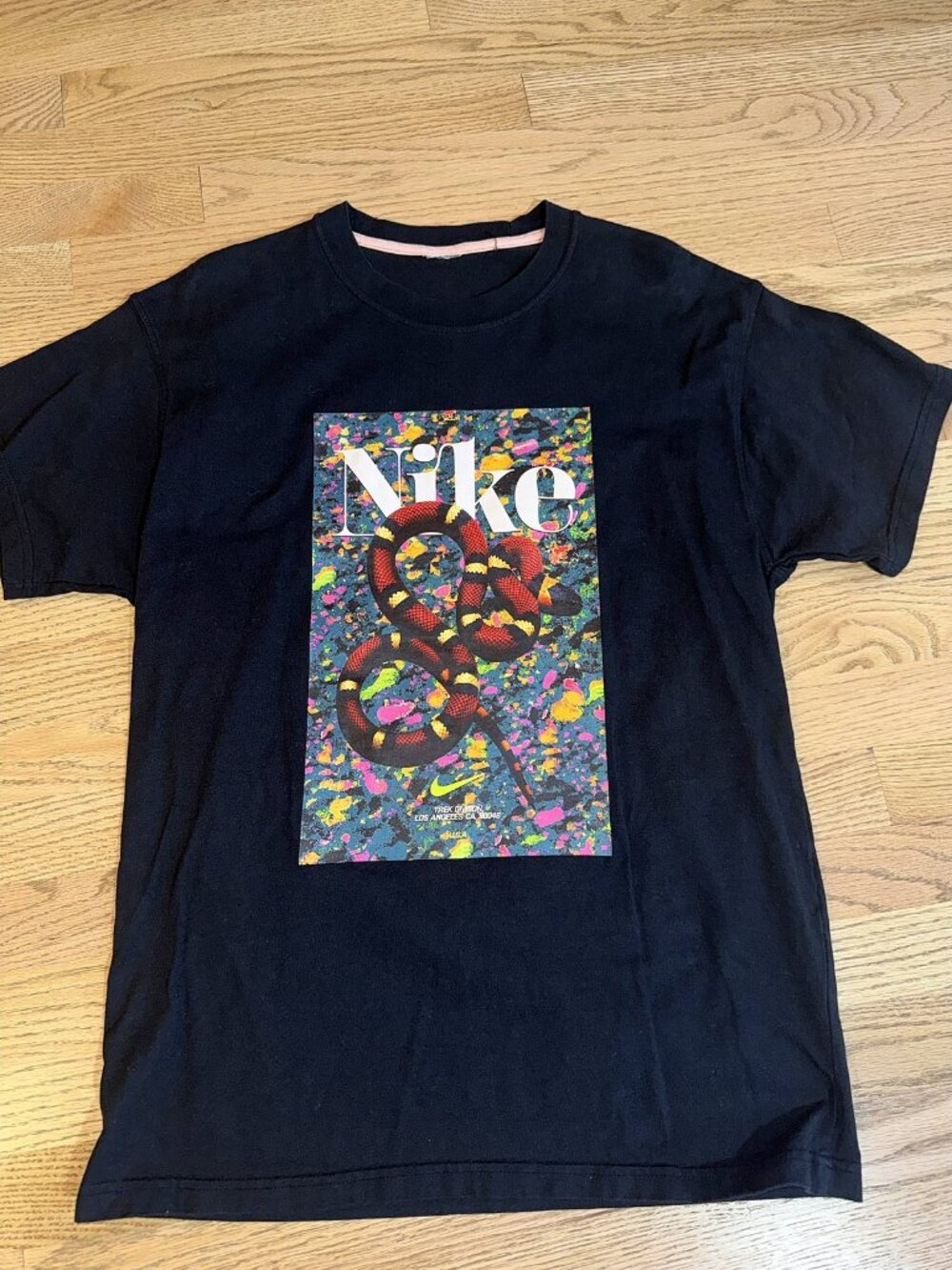 Nike Snake Graphic Tee Black Neon Splatter Men's M